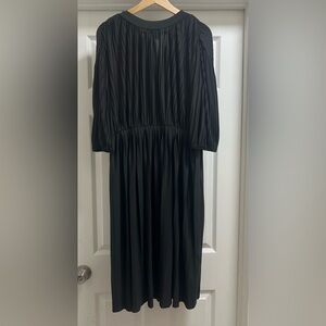 H&M Black Pleated Dress